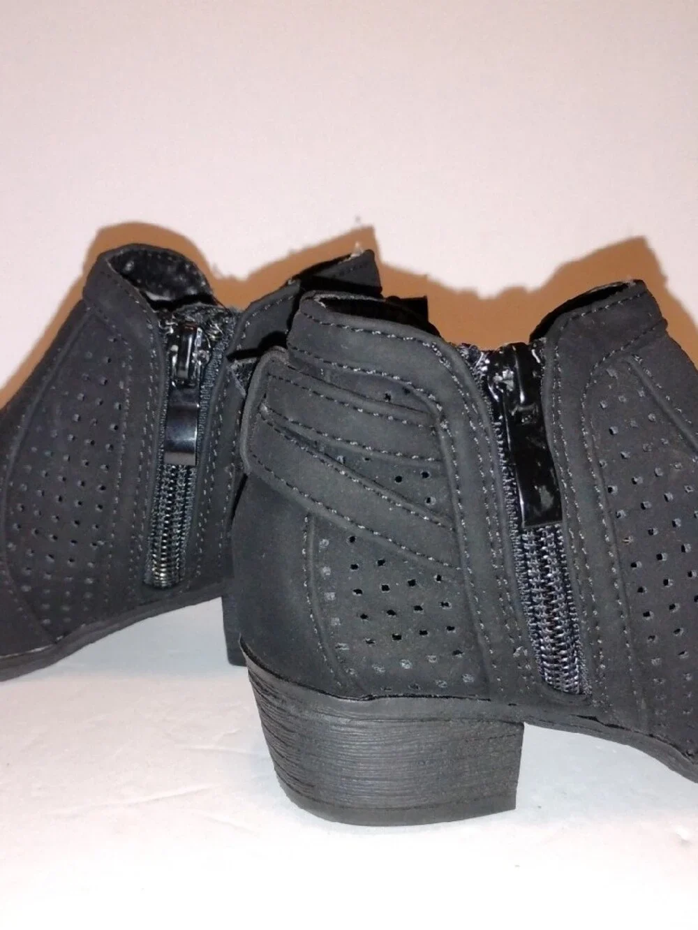 P-036 Link Black Kids Booties with Side Zip